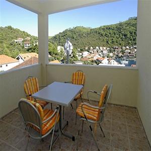 Apartment 1A: Terrace