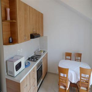 Apartment 2A: Kitchen