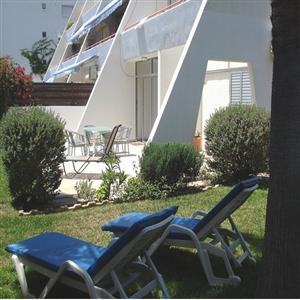 Private garden and veranda