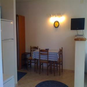 App. B: Dining Area