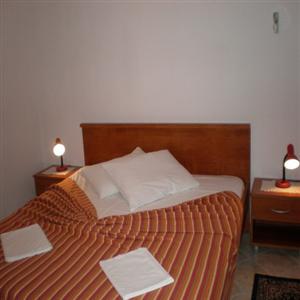 App. B: Bedroom