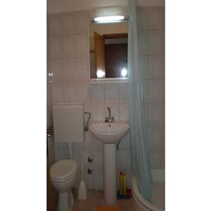 App. B: Bathroom