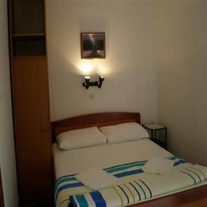 App. C: Bedroom