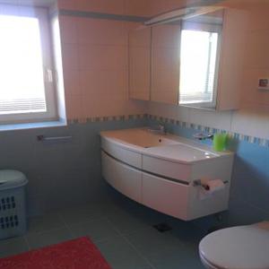 Apartment A4+2: Bathroom