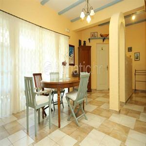 Apartment type 6+1 ground floor: Dining Area