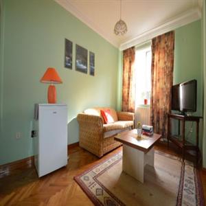 A2 +2 (a): Living Area