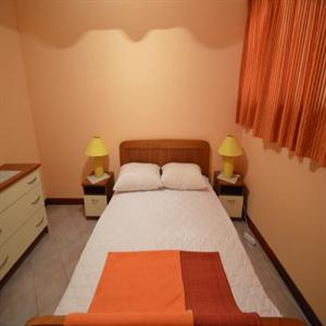 A4 +1: Bedroom