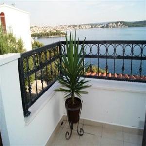 Balcony A5