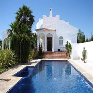 Villa with Pool