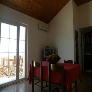 A4+1(56 m2): Dining Area