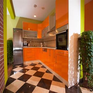 Apartment 1: Kitchen