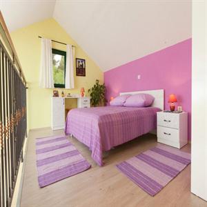 Apartment 4: Bedroom