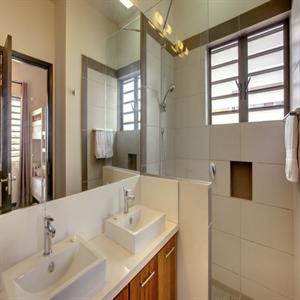 Stylia: Bathroom