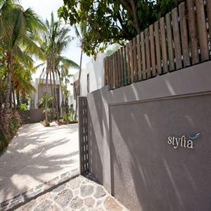 Stylia: Side View