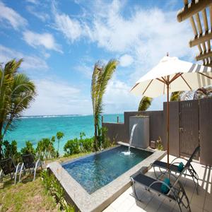Pool of the BEACH Villa