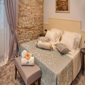 Standard double room