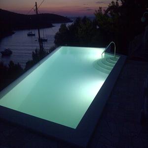 Swimming pool lights