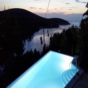 Swimming pool lights