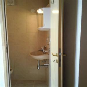 Ground floor, east, 4th bathroom-toilet