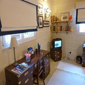 Tal Kurunel: Interior