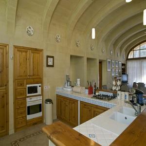 Halmiselmiet: Kitchen