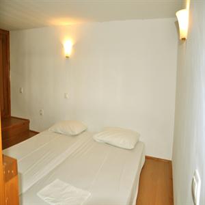 Triple Room: Bedroom