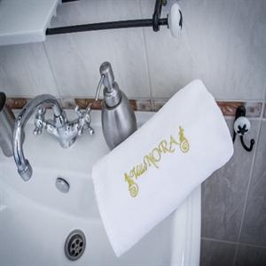 Apartment A1: Bathroom