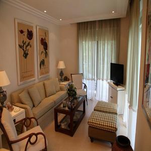 Villa Emerald: Living Room