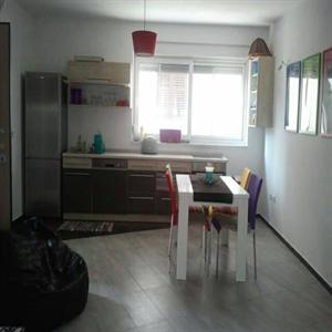 Unit A2(4+2): Kitchen