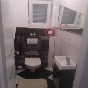Unit A2(4+2): Bathroom