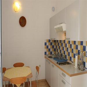 Apartment 3: Kitchen