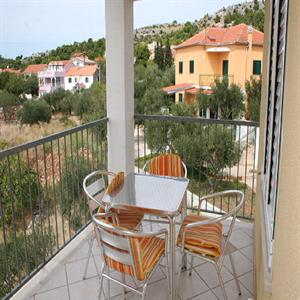 Apartment 4: Terrace