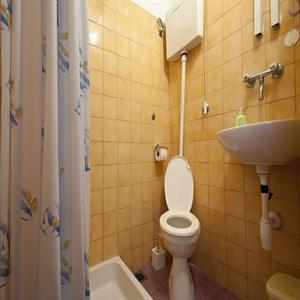 Studio Teuta: Bathroom