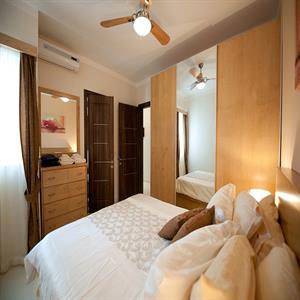 Zerniq: Bedroom
