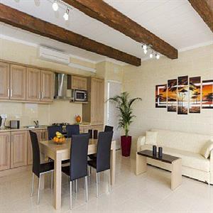 Penthouse 30 & 31: Living Area