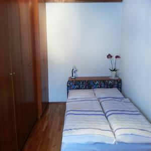 Apartment 2: Bedroom