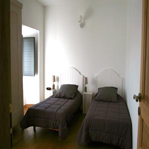 double bed room