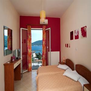 Single bedroom with perfect view