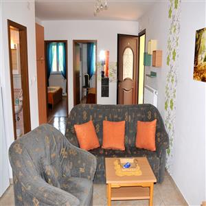 Apartment 4