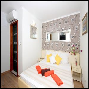 Room1