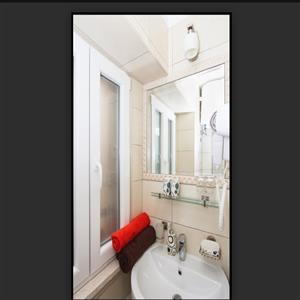 bathroom -room2