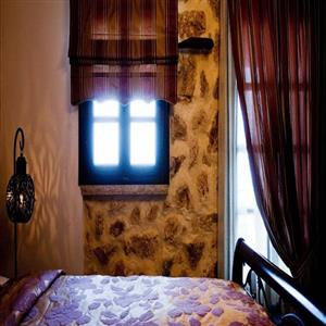 Master bedroom of "Persidiki"
