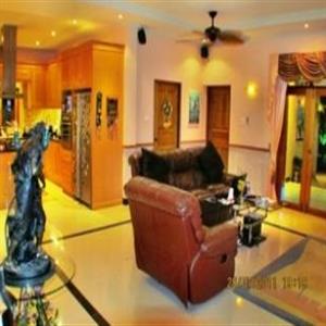 Lounge area