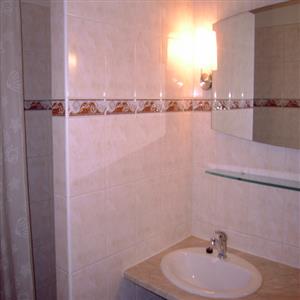 Apartment 3: Bathroom
