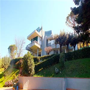 villa girasole