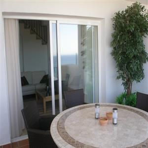 View from the balcony into the lounge