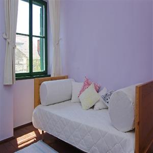 Detail from the bedroom No.3