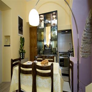 Three-Bedroom Apartment with Terrace: Dining