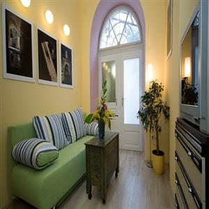 Three-Bedroom Apartment with Terrace: Sofa