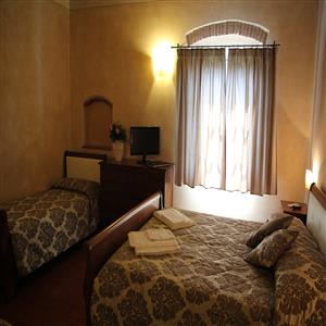Triple bedroom